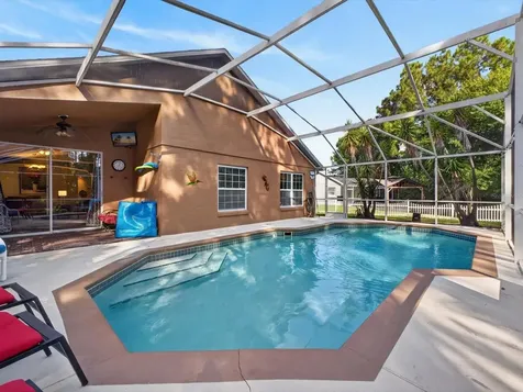344 Lake Shore Parkway Davenport FL 33896