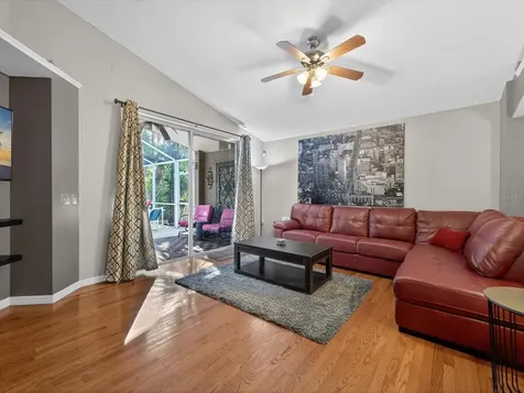 344 Lake Shore Parkway Davenport FL 33896