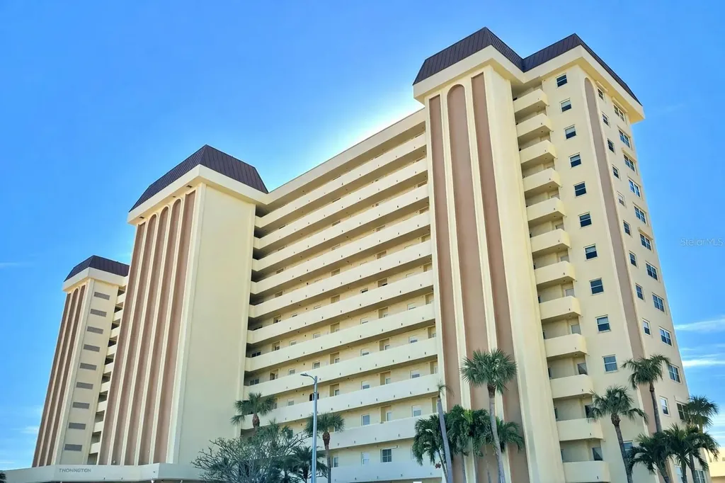 4550 Cove Circle St Petersburg FL 33708
