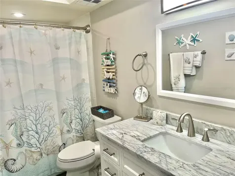 4550 Cove Circle St Petersburg FL 33708