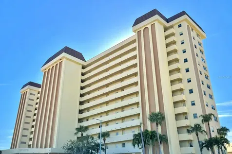 4550 Cove Circle St Petersburg FL 33708