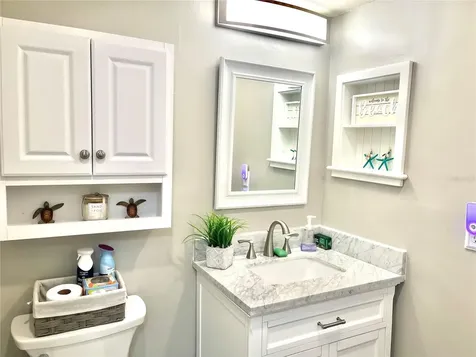 4550 Cove Circle St Petersburg FL 33708
