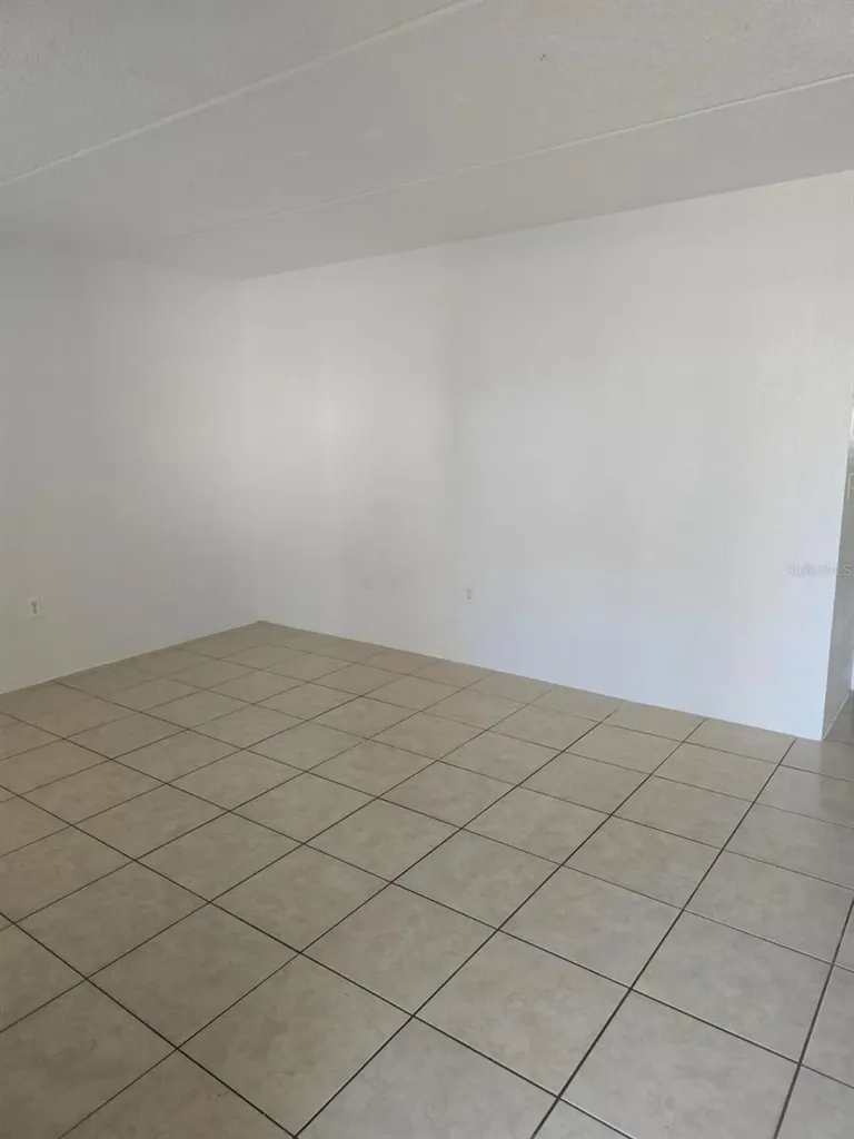 1216 Kennedy Road Daytona Beach FL 32117