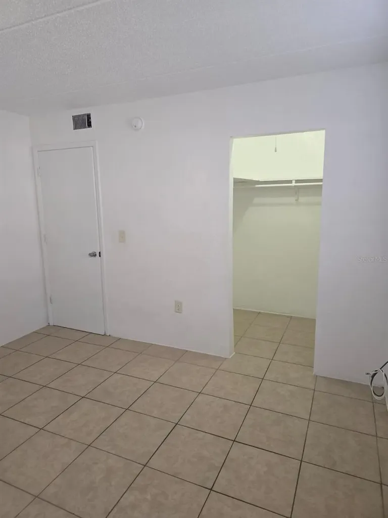 1216 Kennedy Road Daytona Beach FL 32117