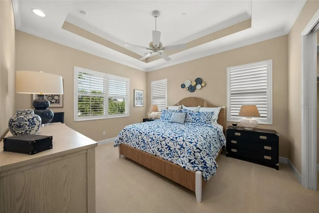 229 Sapphire Lake Drive Bradenton FL 34209