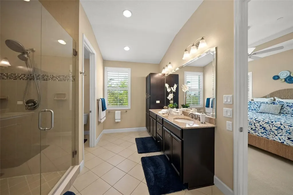 229 Sapphire Lake Drive Bradenton FL 34209