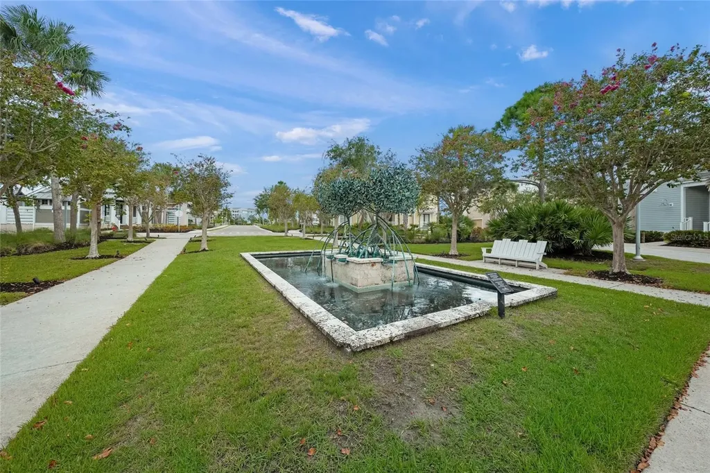 229 Sapphire Lake Drive Bradenton FL 34209