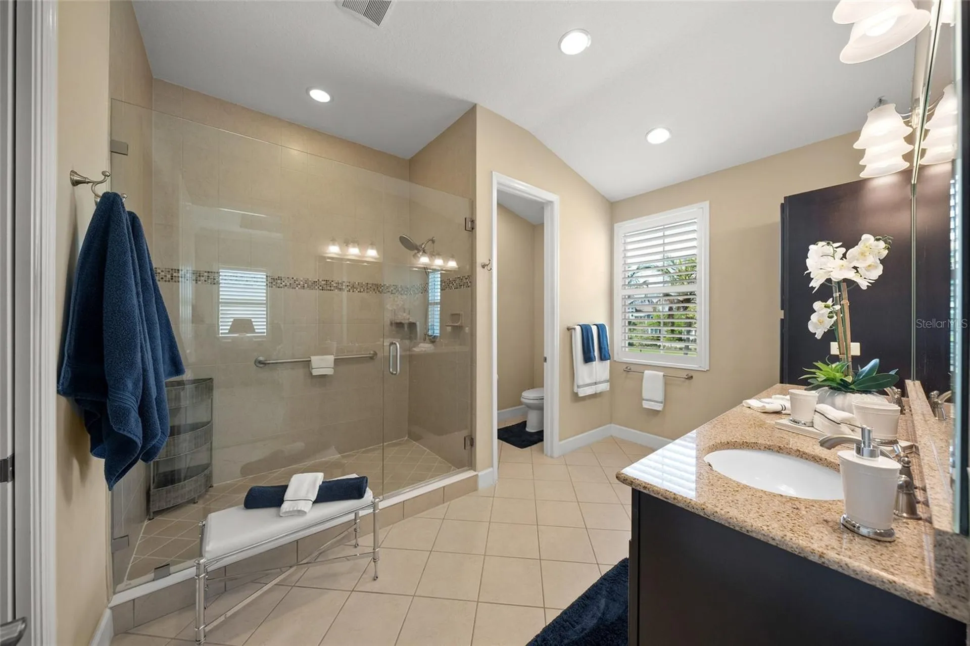 229 Sapphire Lake Drive Bradenton FL 34209
