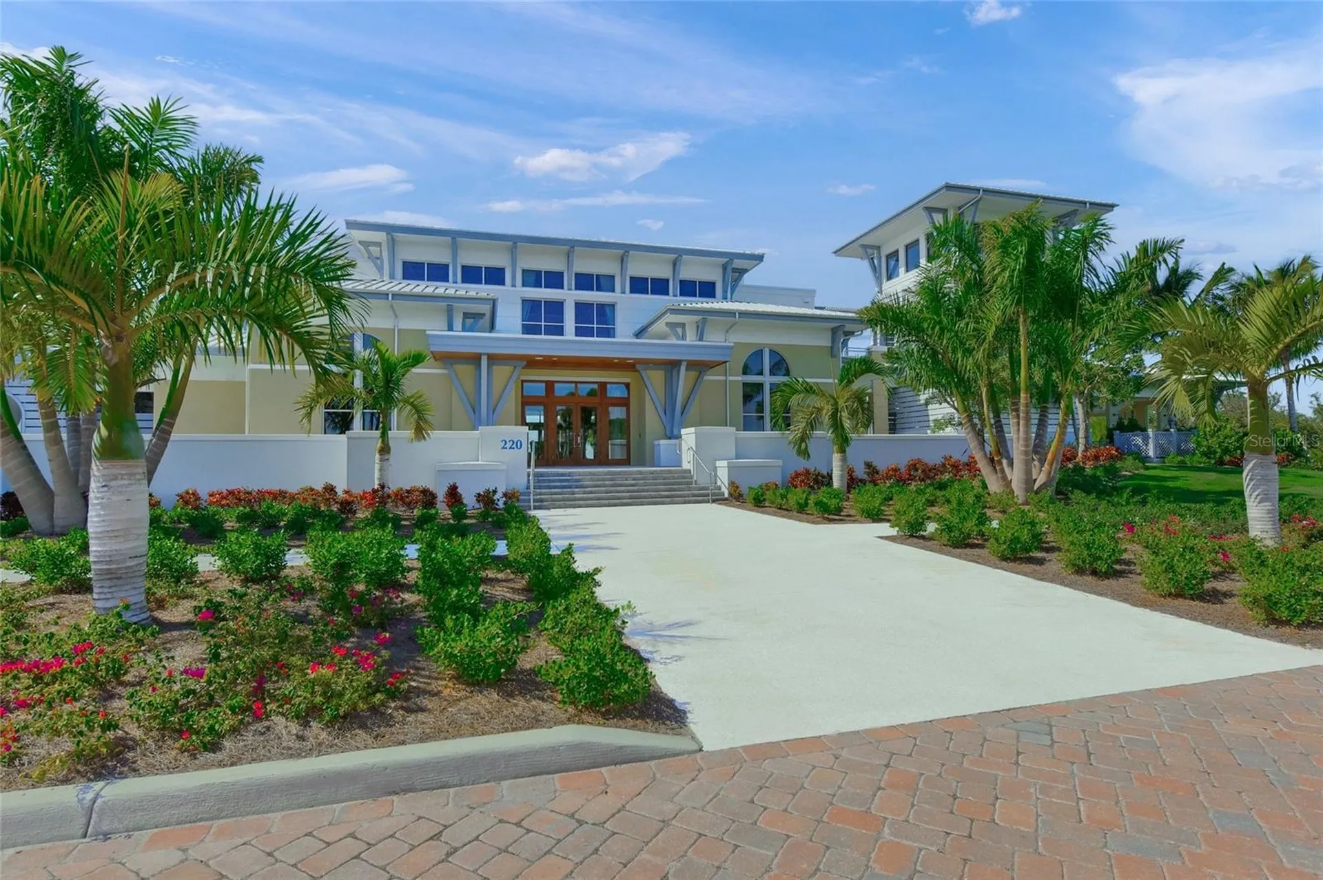 229 Sapphire Lake Drive Bradenton FL 34209