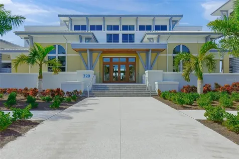 229 Sapphire Lake Drive Bradenton FL 34209