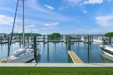 229 Sapphire Lake Drive Bradenton FL 34209