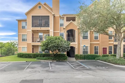 1995 Erving Circle Ocoee FL 34761