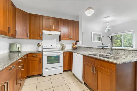 1995 Erving Circle Ocoee FL 34761