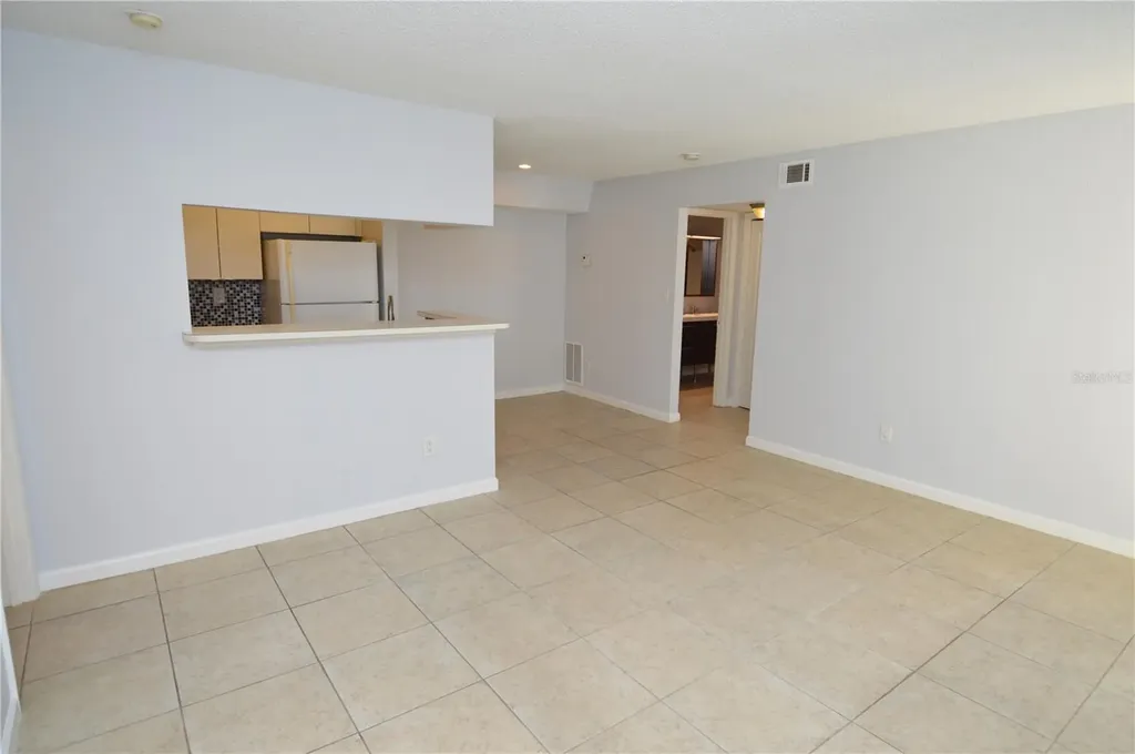 8645 Fancy Finch Drive Tampa FL 33614
