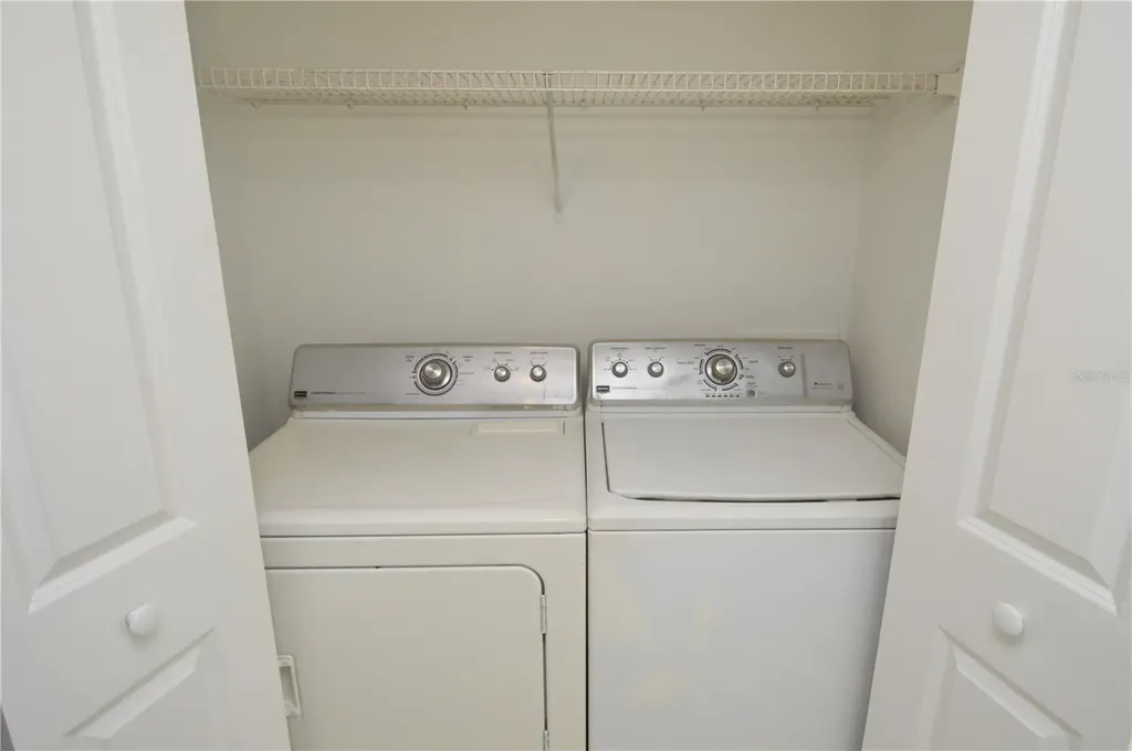 8645 Fancy Finch Drive Tampa FL 33614
