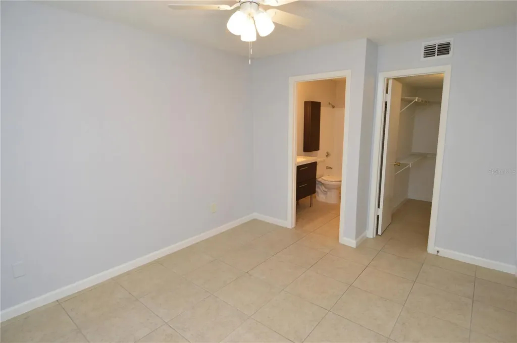 8645 Fancy Finch Drive Tampa FL 33614