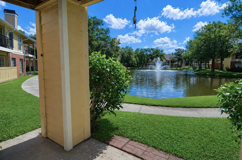 8645 Fancy Finch Drive Tampa FL 33614