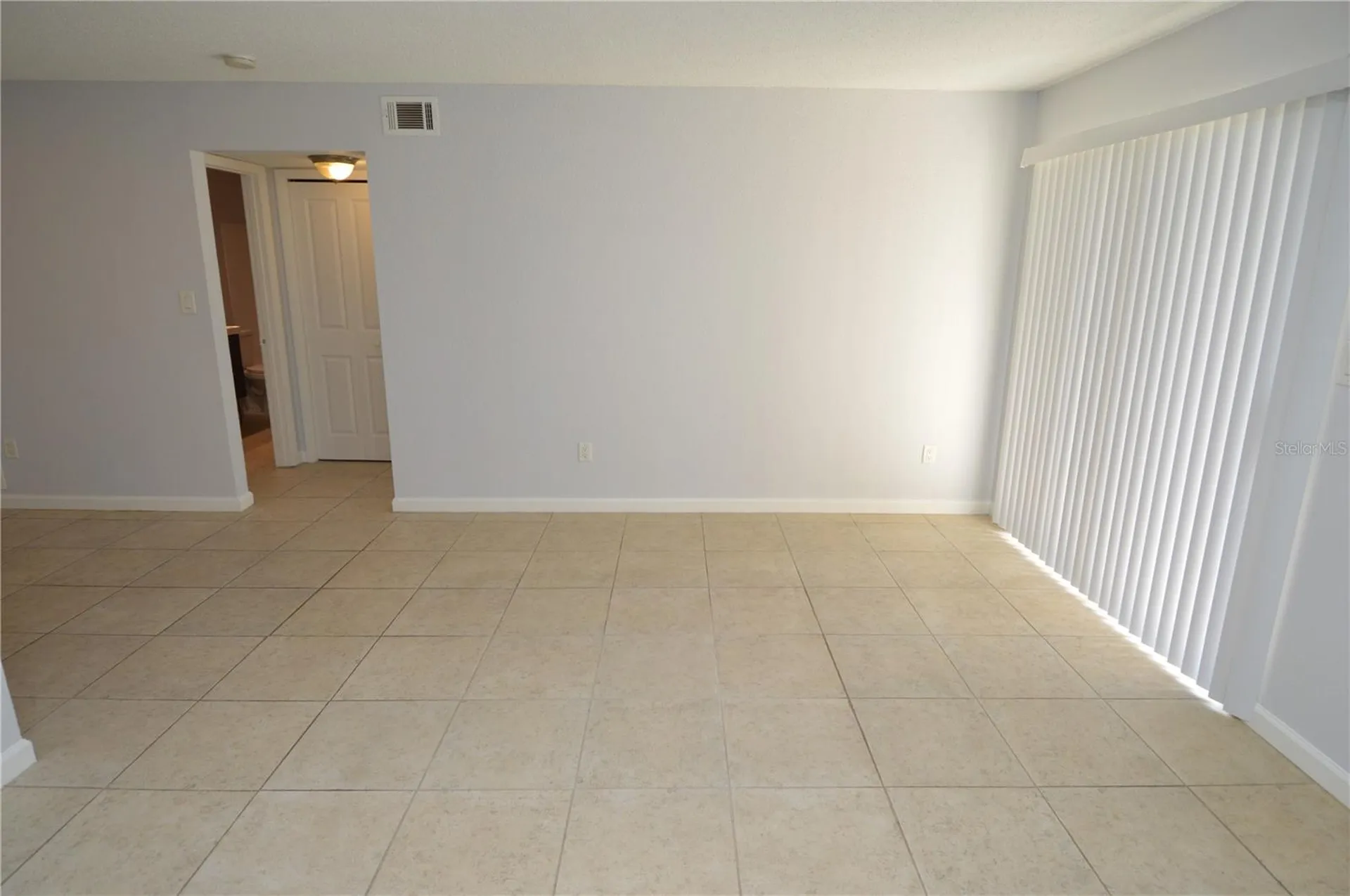8645 Fancy Finch Drive Tampa FL 33614