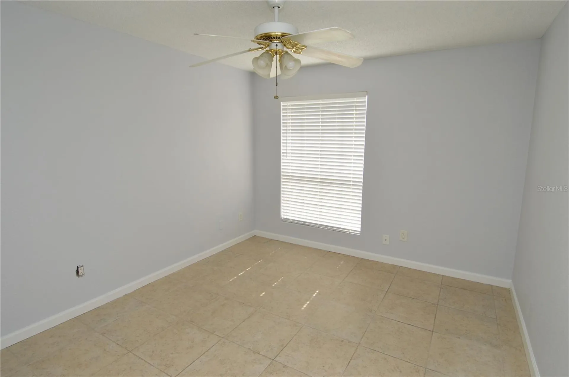 8645 Fancy Finch Drive Tampa FL 33614