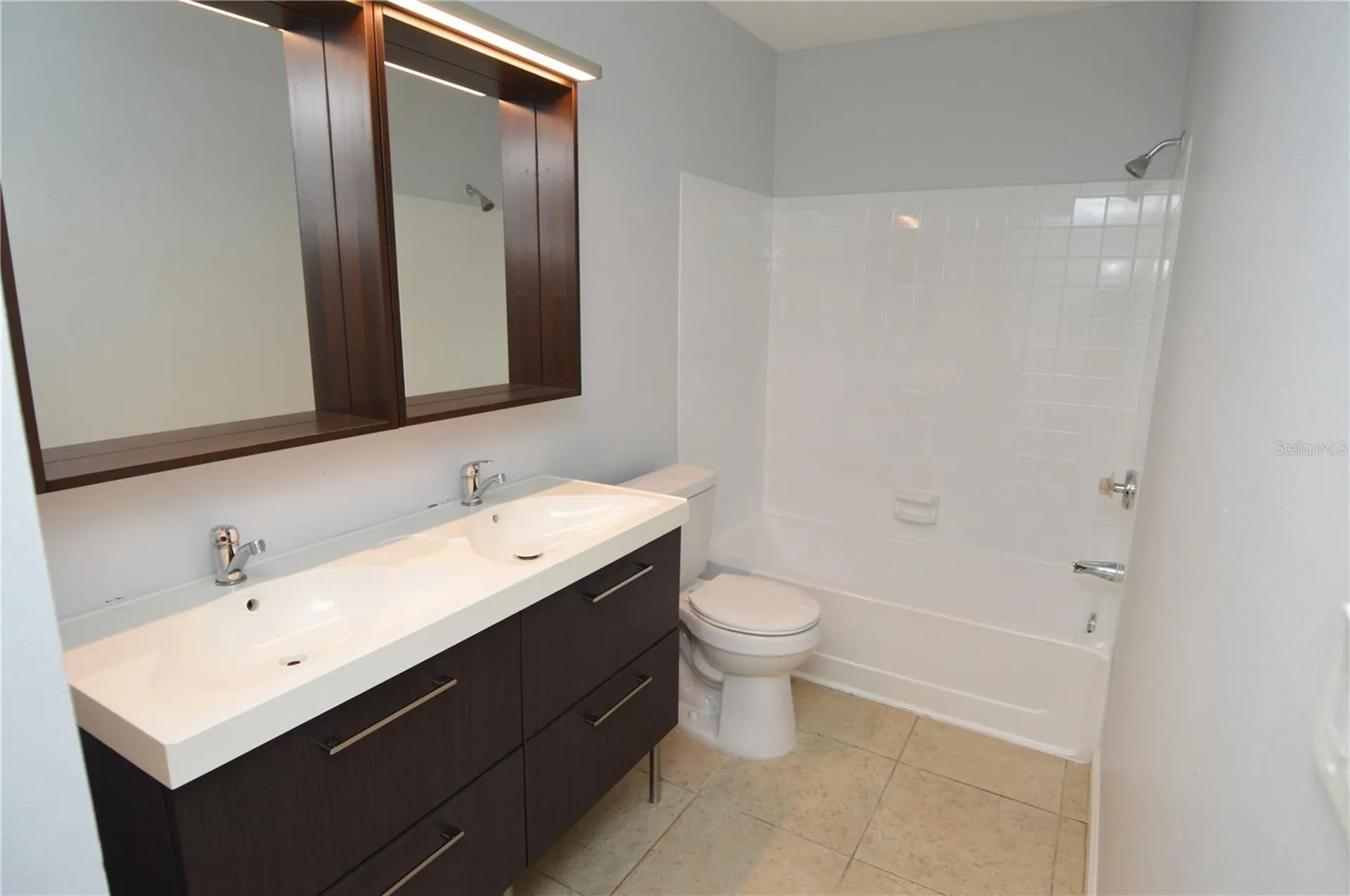 8645 Fancy Finch Drive Tampa FL 33614