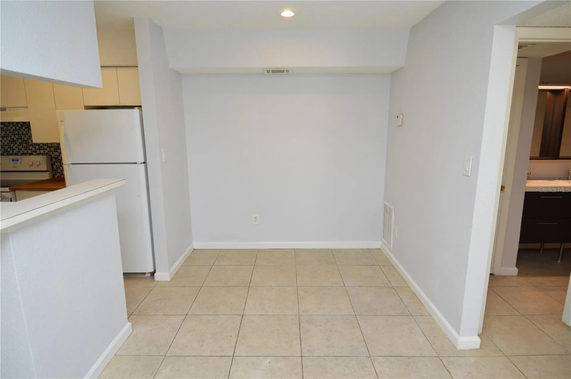 8645 Fancy Finch Drive Tampa FL 33614