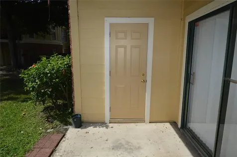 8645 Fancy Finch Drive Tampa FL 33614