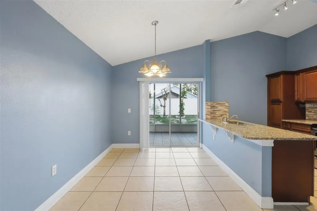 11525 Purple Lilac Circle Orlando FL 32837