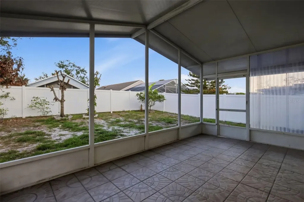 11525 Purple Lilac Circle Orlando FL 32837