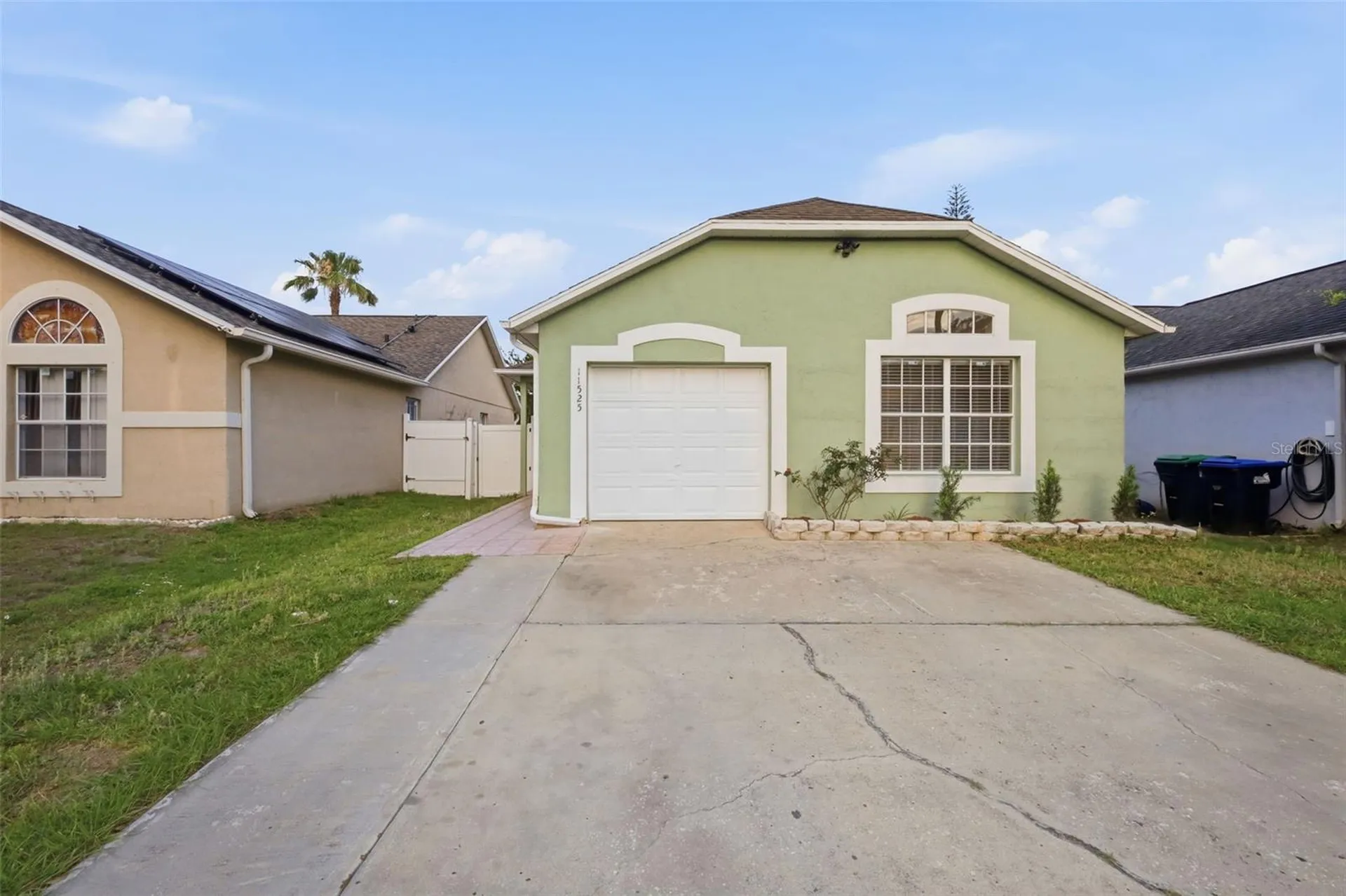 11525 Purple Lilac Circle Orlando FL 32837