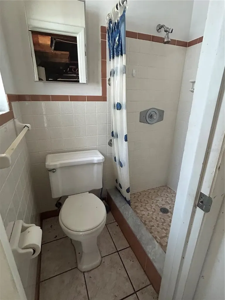 10463 Valencia Road Seminole FL 33772