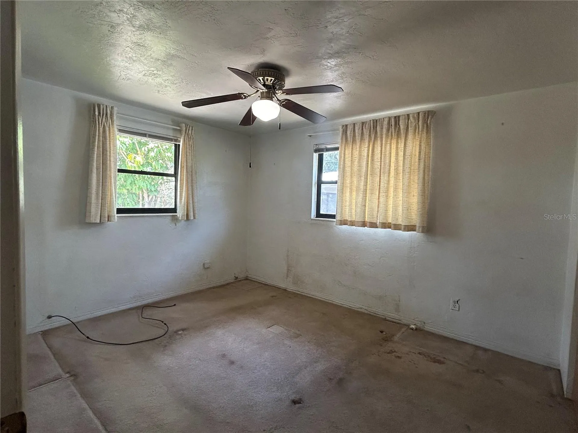 10463 Valencia Road Seminole FL 33772