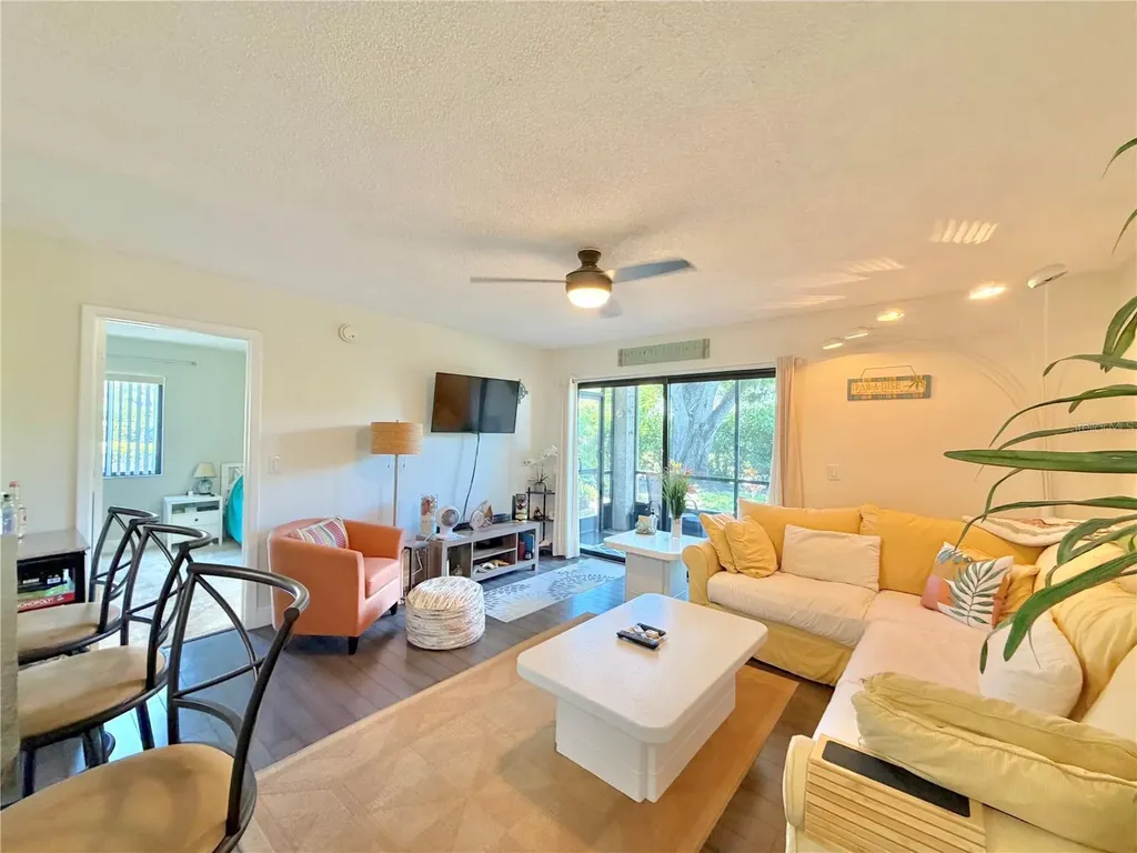2087 Hunters Glen Drive Dunedin FL 34698