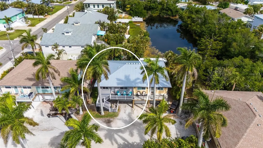 6921 Holmes Boulevard Holmes Beach FL 34217