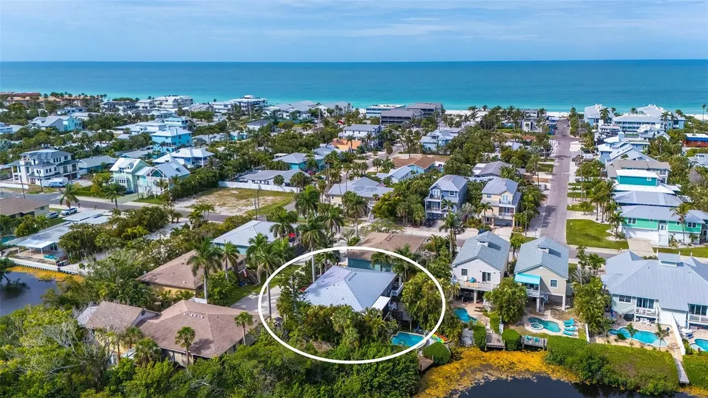 6921 Holmes Boulevard Holmes Beach FL 34217