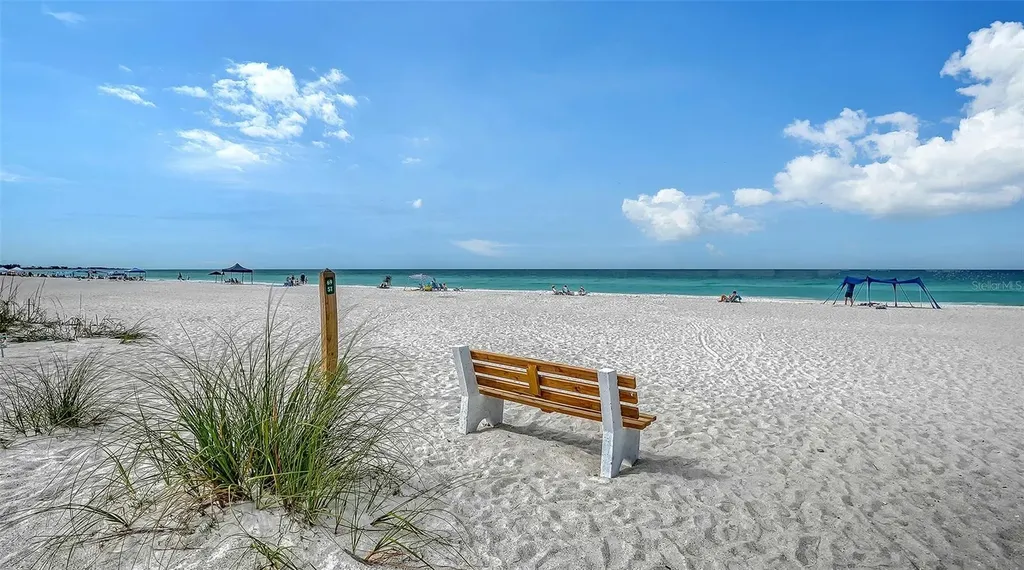 6921 Holmes Boulevard Holmes Beach FL 34217