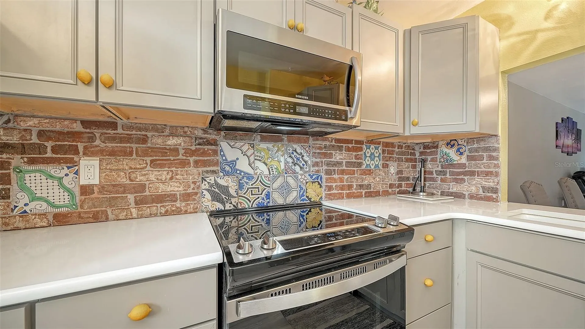 6921 Holmes Boulevard Holmes Beach FL 34217
