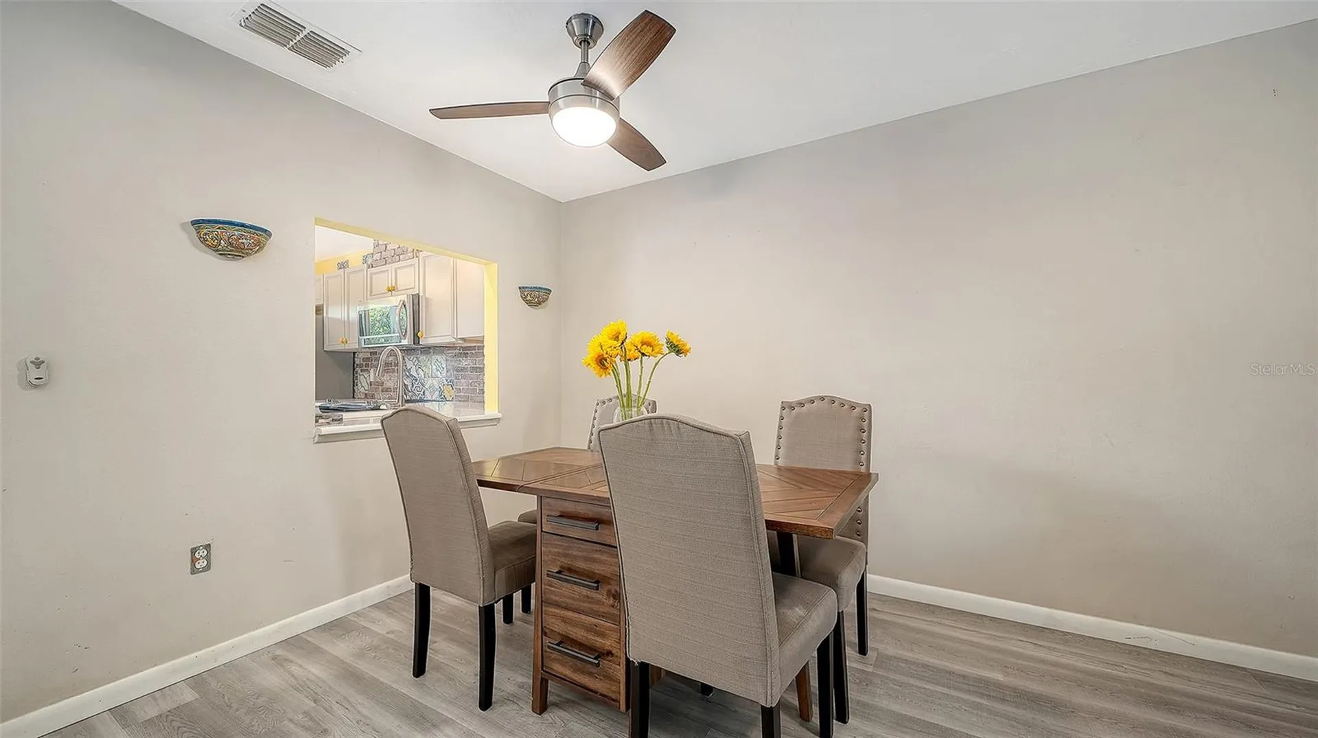 6921 Holmes Boulevard Holmes Beach FL 34217