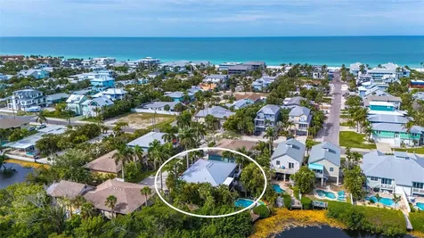 6921 Holmes Boulevard Holmes Beach FL 34217