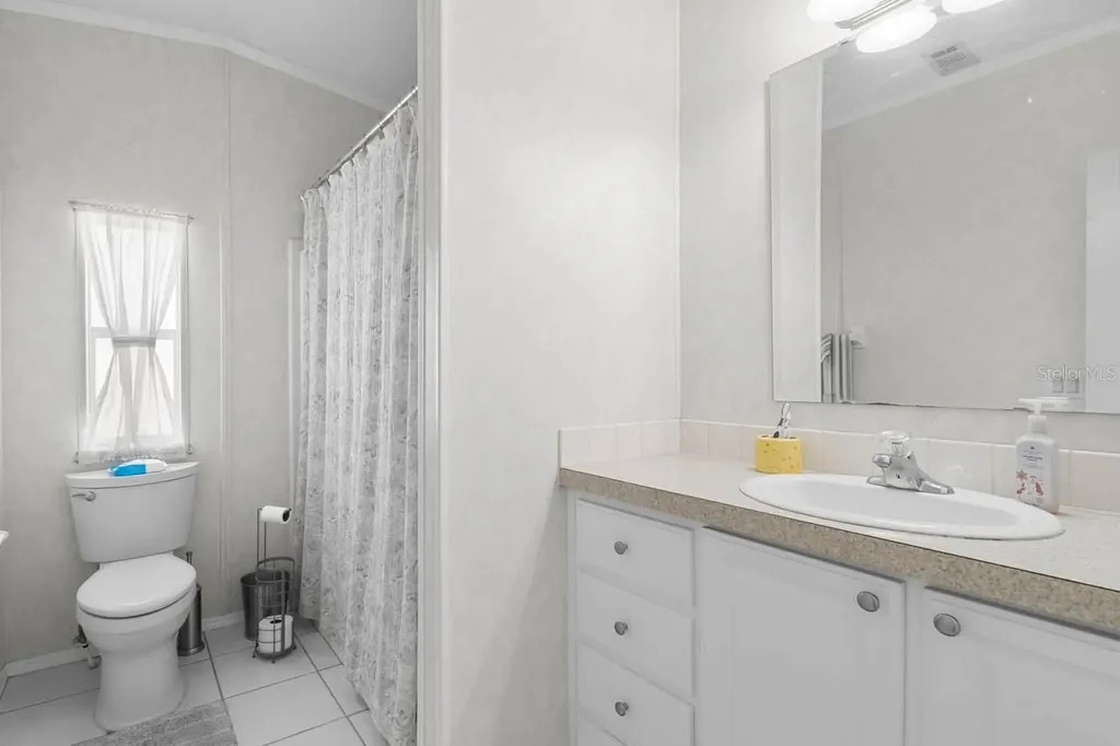164 S Saint Thomas Circle Apollo Beach FL 33572