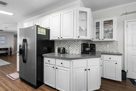 164 S Saint Thomas Circle Apollo Beach FL 33572