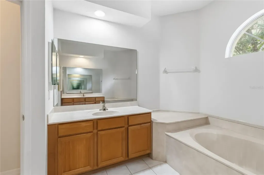 4502 Saddleworth Circle Orlando FL 32826