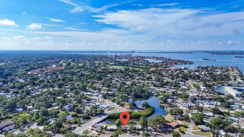 6650 Hibiscus Avenue S South Pasadena FL 33707
