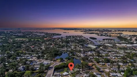 6650 Hibiscus Avenue S South Pasadena FL 33707
