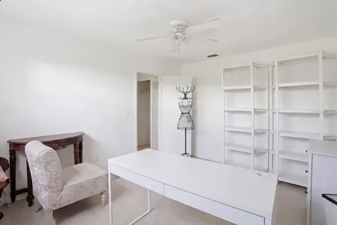 6650 Hibiscus Avenue S South Pasadena FL 33707