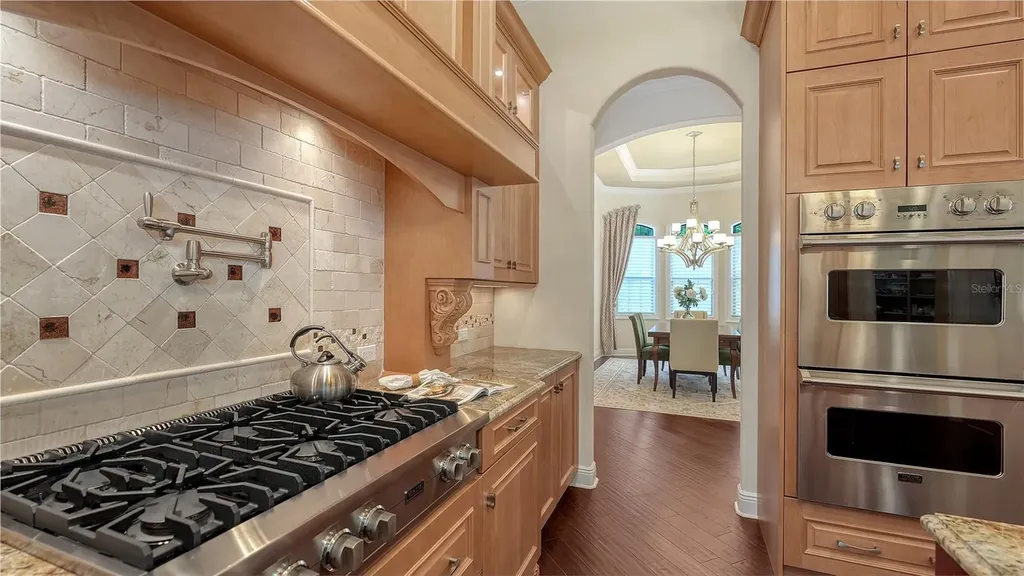 1885 Clematis Street Sarasota FL 34239