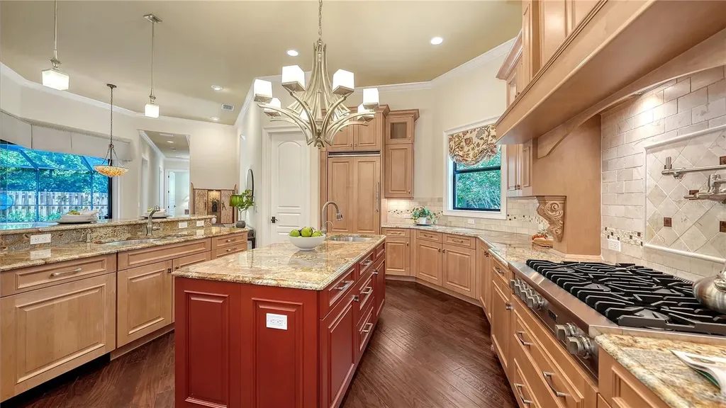 1885 Clematis Street Sarasota FL 34239