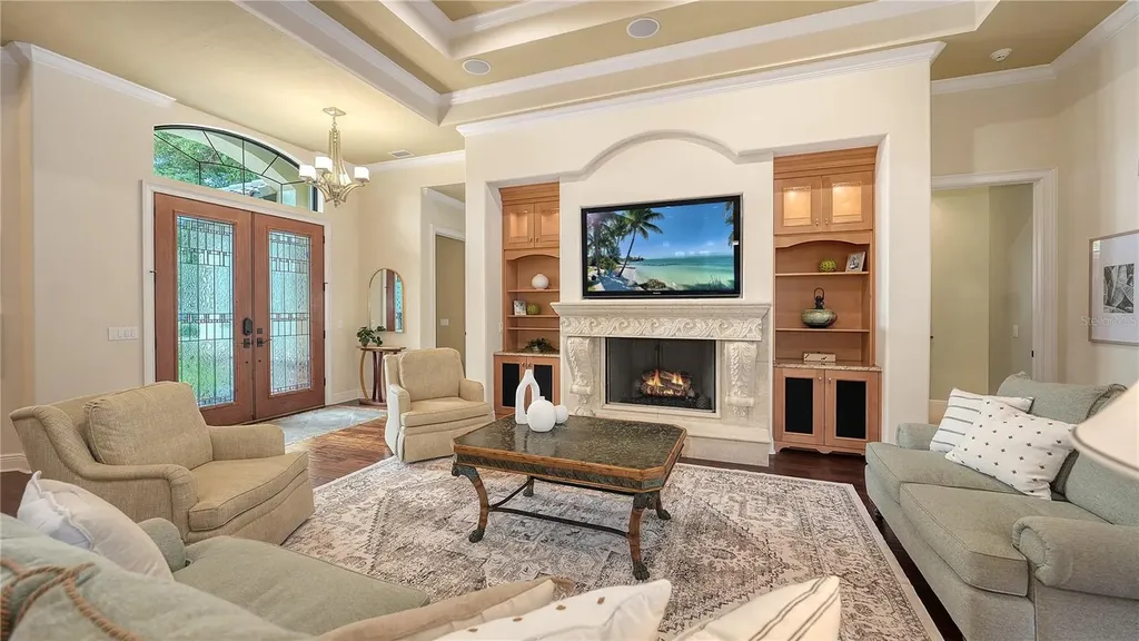 1885 Clematis Street Sarasota FL 34239