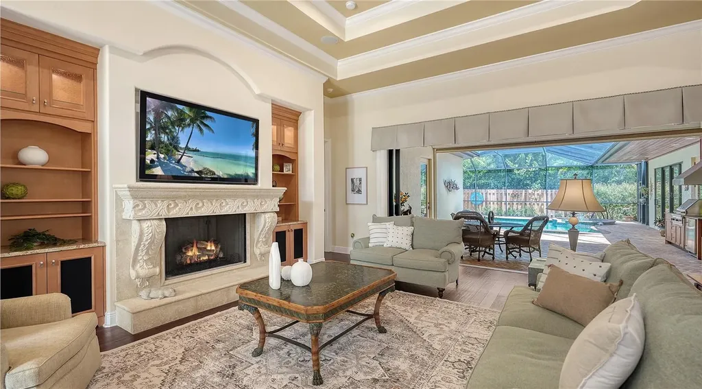 1885 Clematis Street Sarasota FL 34239