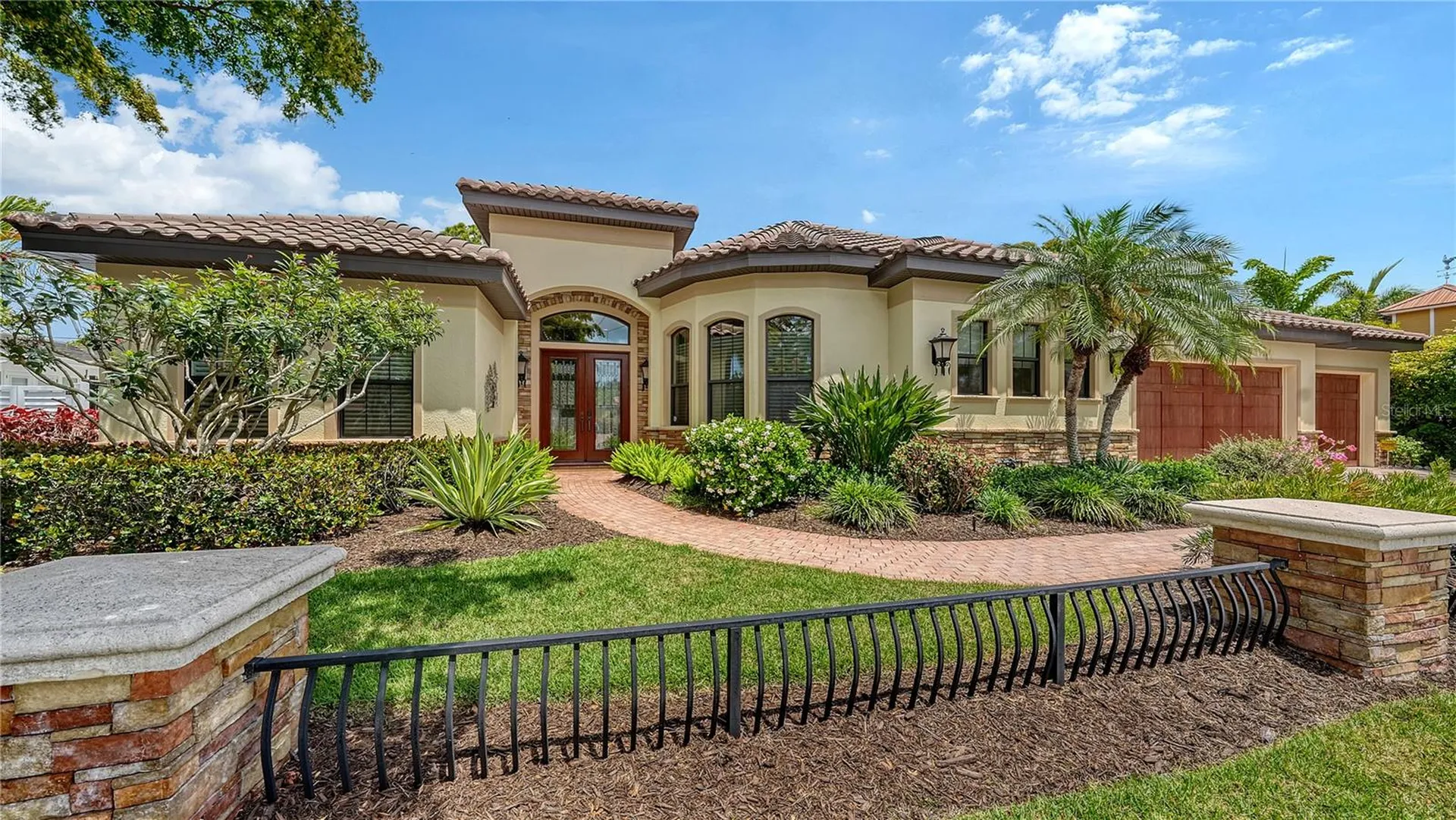 1885 Clematis Street Sarasota FL 34239