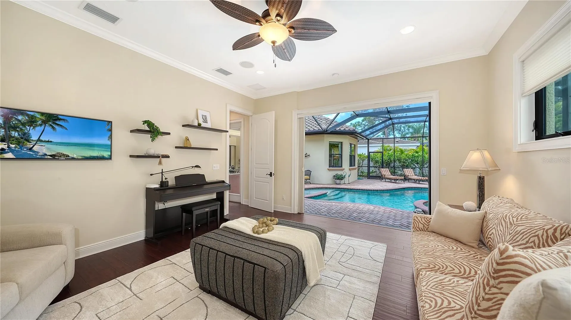 1885 Clematis Street Sarasota FL 34239